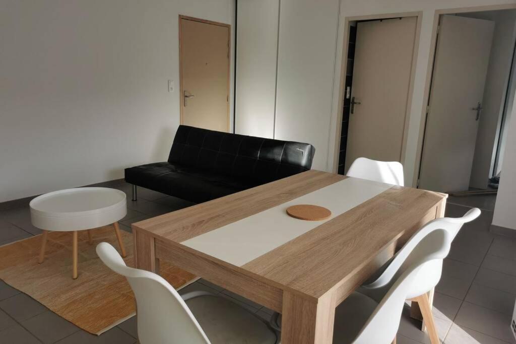 Appartement T2 Accessible Pmr Avec Terrasse Et Garage Onet-le-Château Zewnętrze zdjęcie